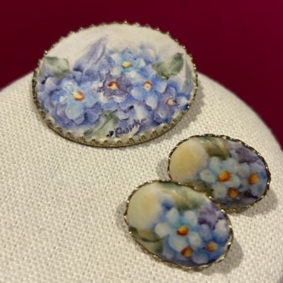VTG Hand Painted Flowers on Porcelain Brooch Earrings SET - Picture 3 of 7